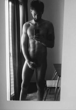 Santi latin Guy - Escort gays Berlin 1