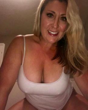 CLAIRE - Escort lady Milwaukee 5