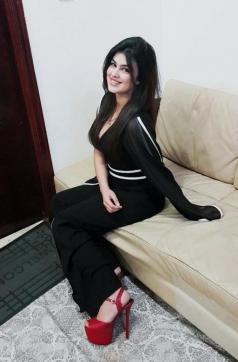 Busty Indian Escort Saba in Dubai - Escort lady Dubai 4