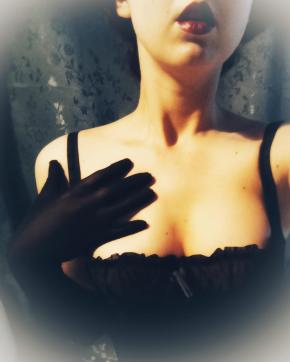 MlleScarlett - Escort dominatrix Strasbourg 8