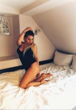 Karolina - Escort ladies Frankfurt 1