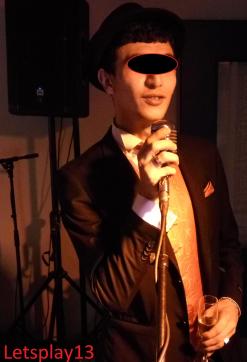 Mehdi Carpe Diem - Escort gay Aix-en-Provence 2