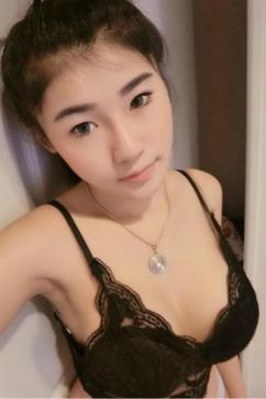 Model J5 - Escort lady Kuala Lumpur 3