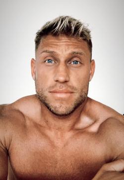 Allesio - Escort mens Hamburg 1