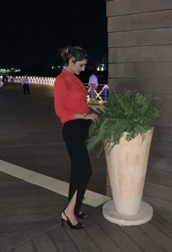 Indian Model Hoor in Dubai - Escort bizarre lady Dubai 2