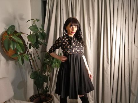 Mia Diamond Shine - Escort lady Bucharest 4