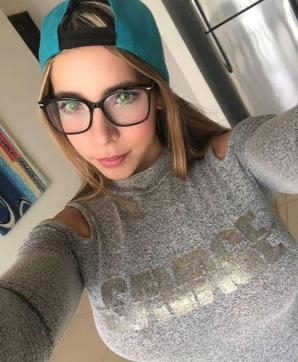 Riella - Escort lady Clermont-Ferrand 6