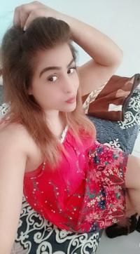 Student Escort Zara in Dubai - Escort lady Dubai 4