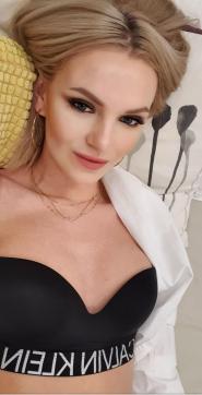 Arianna - Escort lady Amsterdam 2