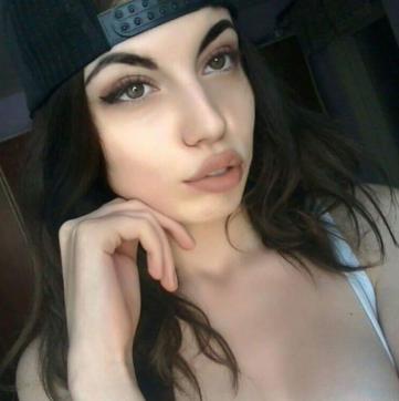 Lucy - Escort lady Amsterdam 10