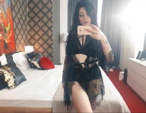 Lucy - Escort lady Amsterdam 7