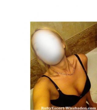 Katy - Escort lady Wiesbaden 2