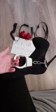 ALICIA MAITRESS - Escort dominatrix Orléans 4