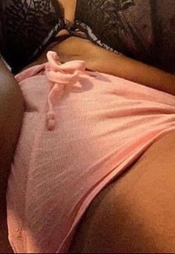 JEUNE-BLACK-TORRID - Escort ladies Dakar 1