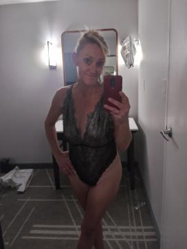 Jenn - Escort lady Santa Cruz CA 2