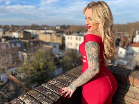 Lori - Escort lady London 4