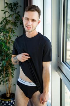 Zhen - Escort gay Kiev 3