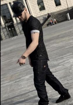 Eno - Escort mens Hamburg 1