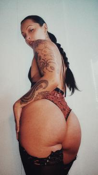 Elle - Escort lady Denver CO 5