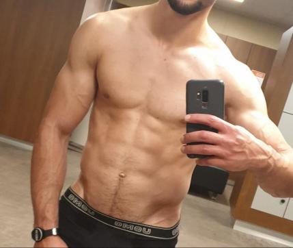 Karim - Escort mens Düsseldorf 2