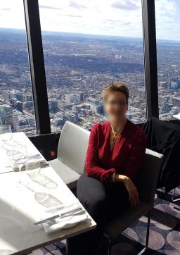 Companion for professional men over 35 - Escort lady Toronto 4