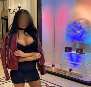 Ruby VIP - Escort lady Hamburg 10