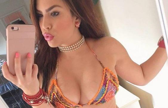 VOLODYMIRA - Escort lady Istanbul 2