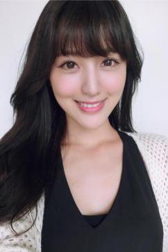 Emiri - Escort lady London 5