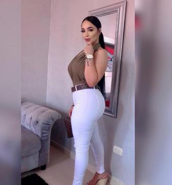 Celine - Escort lady Brest FR 2