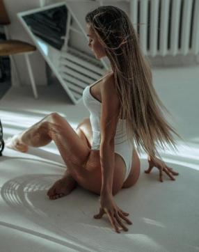 Cyndy GFF - Escort lady Miami FL 3