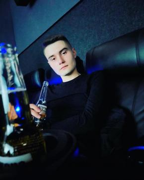 Anton - Escort gay Kiev 3