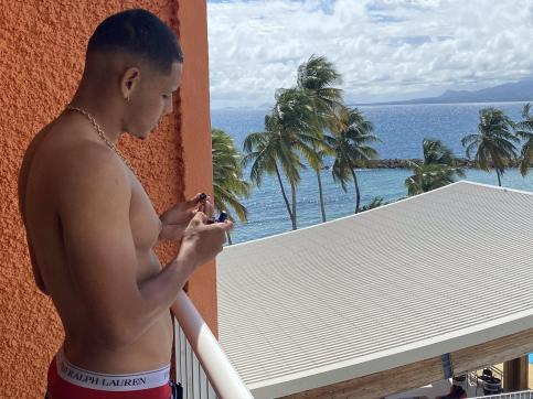 Lucas - Escort mens Lyon 4