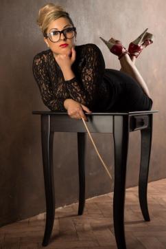 Miss Mia Marlee - Escort dominatrix Munich 11