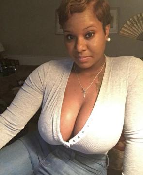 Tattedfit - Escort lady Bellingham 2