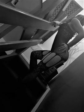 Sexy Petite Sub - Escort lady Wellington 6