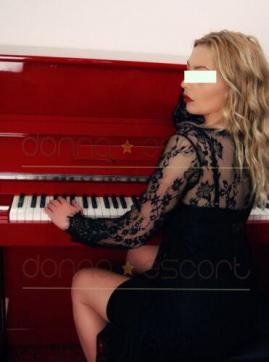 Bella - Escort lady Cologne 5