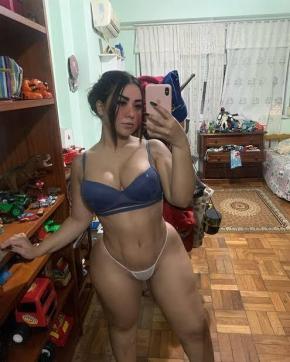 Dinaa - Escort lesbian Cairo 2