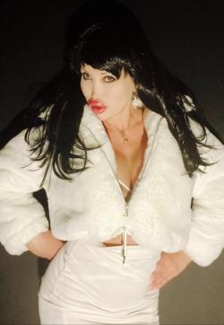 Smaragda DIAMOND - Escort ladies Zurich 1