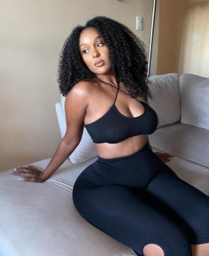 sydney kelly - Escort lady Dubai 4