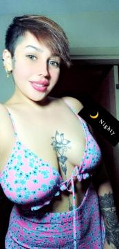 Arab mistress Sandra - Escort lesbian Istanbul 7