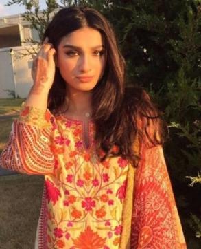 VIP Companion Escorts - Escort lady Dubai 13