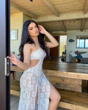 VIP Companion Escorts - Escort lady Dubai 5