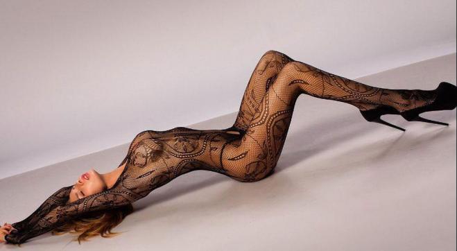 Greta von Sinn - Escort lady Bucharest 2