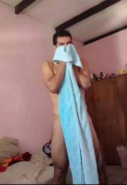 Andylatino27 - Escort gays Frankfurt 1