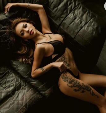 Juliansiata - Escort lady Paris 3