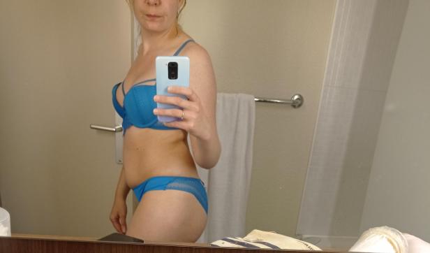 Laura - Escort lady Angers 4