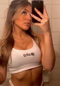 Sinele - Escort ladies Paris 1