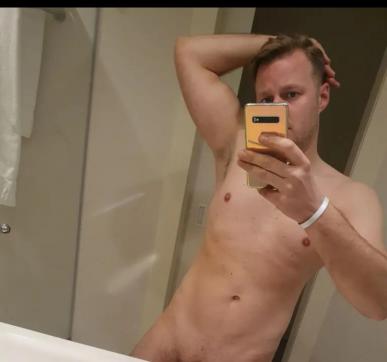 Nicholas1991 - Escort gay Stralsund 2