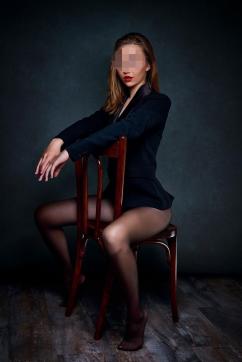 Hattie - Escort lady Bucharest 3