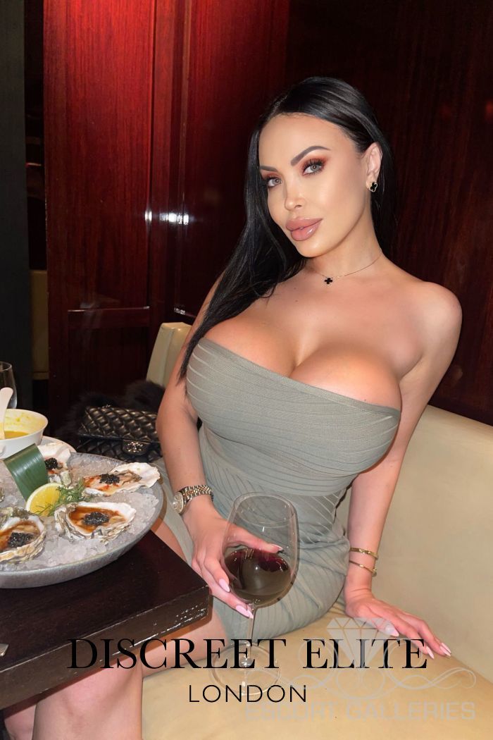700px x 1050px - Porn Star Anastasia (25) - Escort lady in Dubai